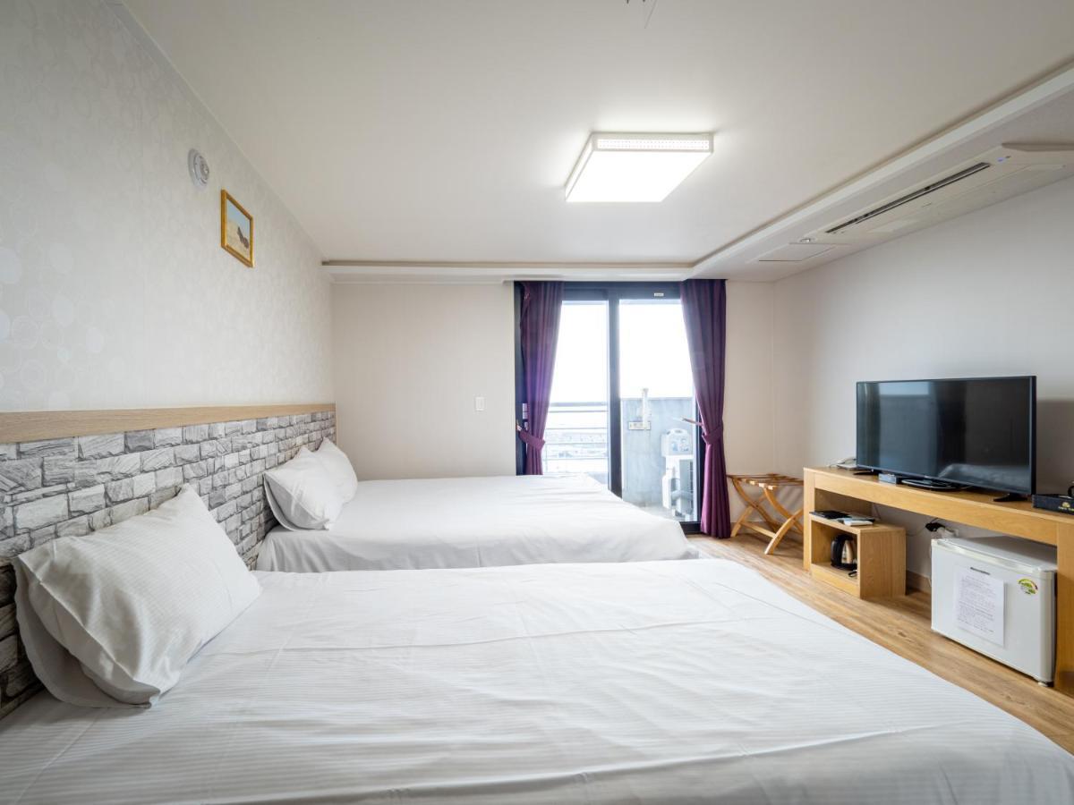 Jeju Moseulpo Hotel Seogwipo Exterior foto