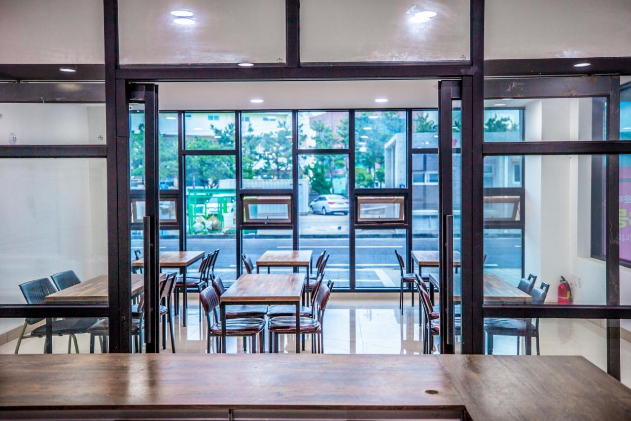 Jeju Moseulpo Hotel Seogwipo Exterior foto
